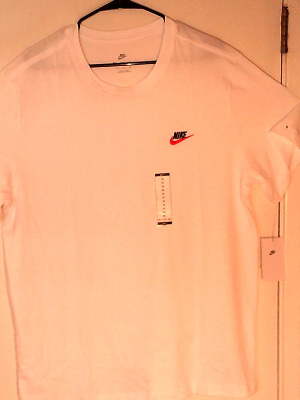 NEW NIKE SPORTSWEAR "Club Embroidered 2 Tee" MEN'S WHITE T-SHIRT XL AR4997-100